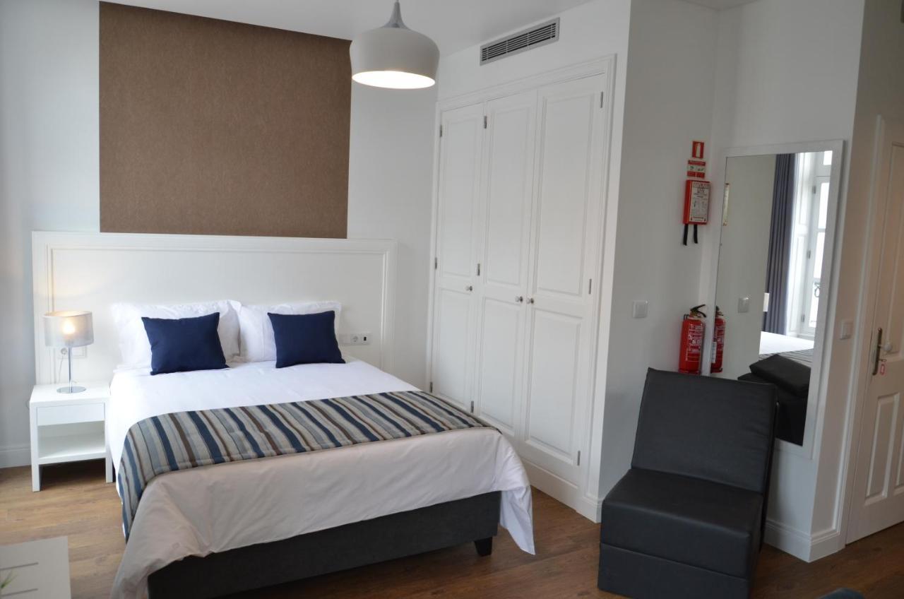 Edificio Charles 101 Apartment Фуншал Екстериор снимка