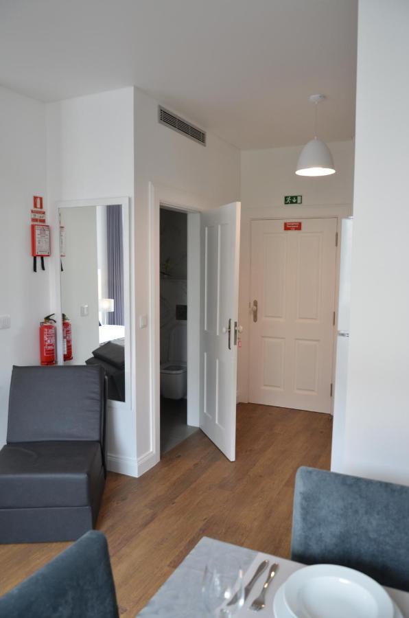 Edificio Charles 101 Apartment Фуншал Екстериор снимка